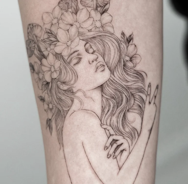 Tatuaje fineline hecho en Inktuitive Tattoo Barcelona